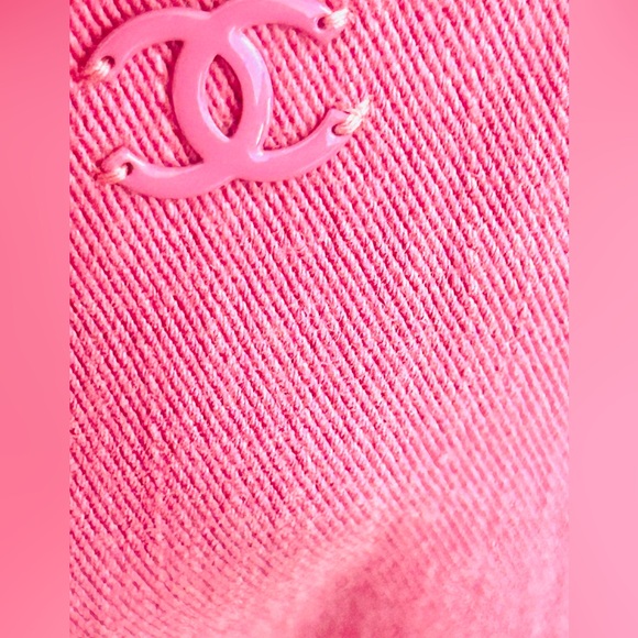 CHANEL soft pink  2004 Skirt - Picture 9 of 15